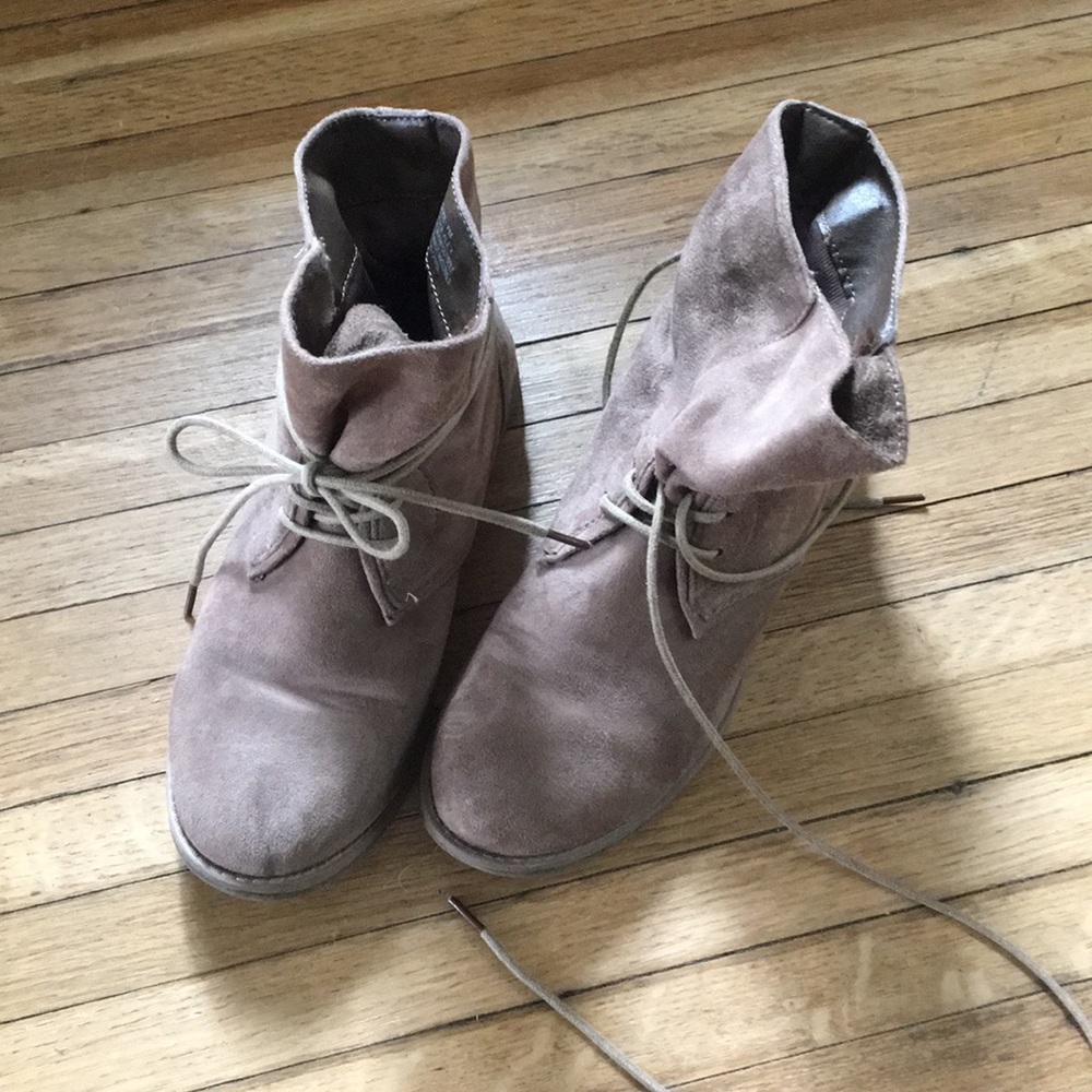 Size 7 nude suede like material boot